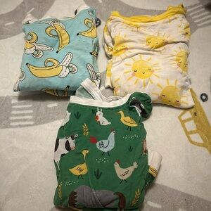 Set of 3 little sleepies long sleeve pajamas